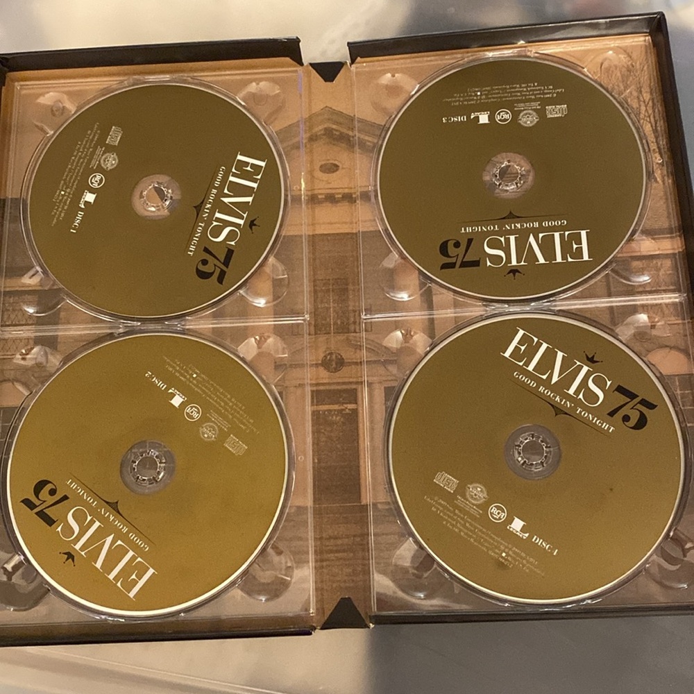 Elvis Presley CD Box Set - Picture 4 of 7